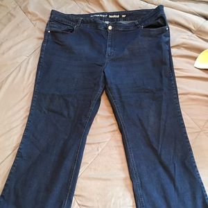 Avenue stretchy bootcut jeans (26P)